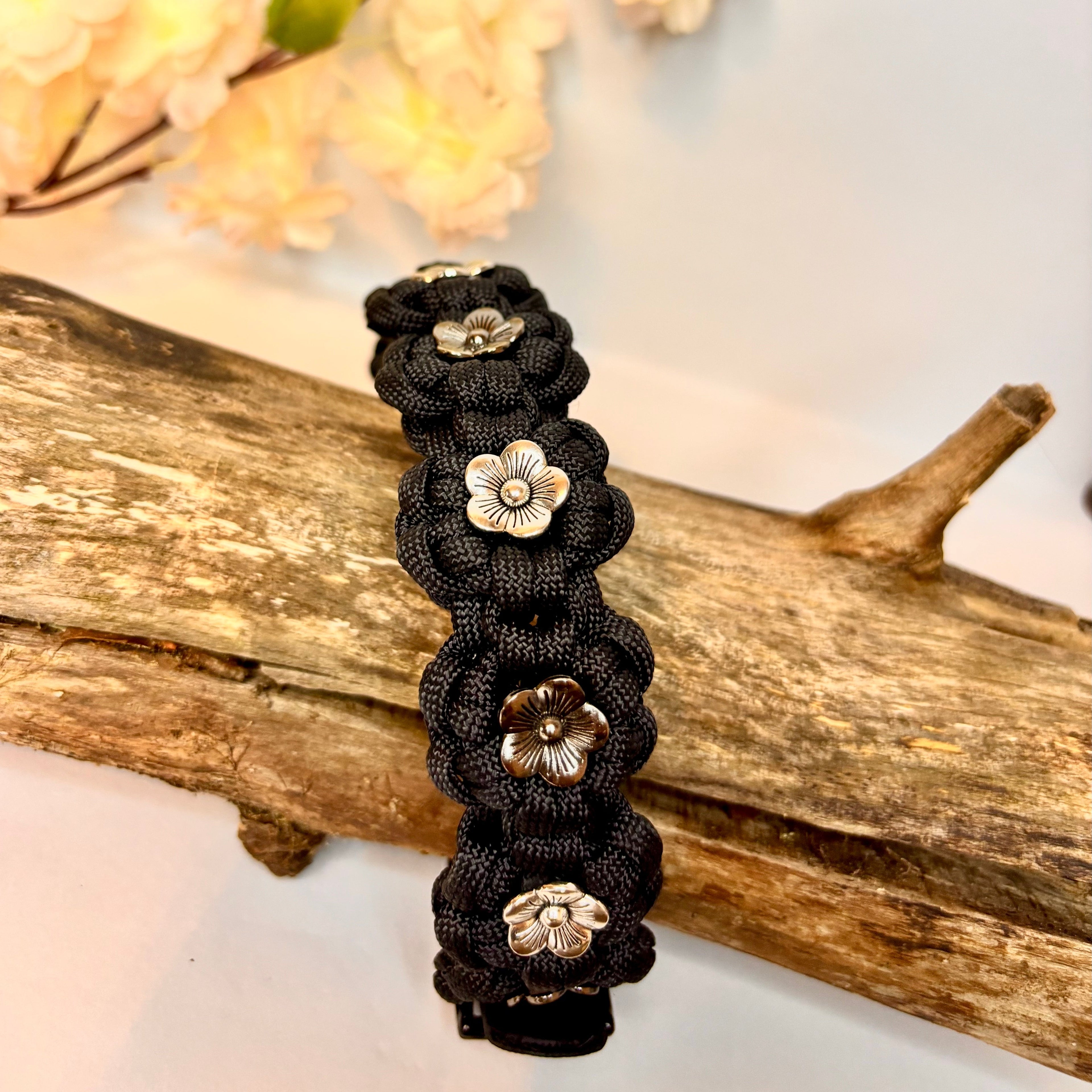 Halsband "Maily Bloom"